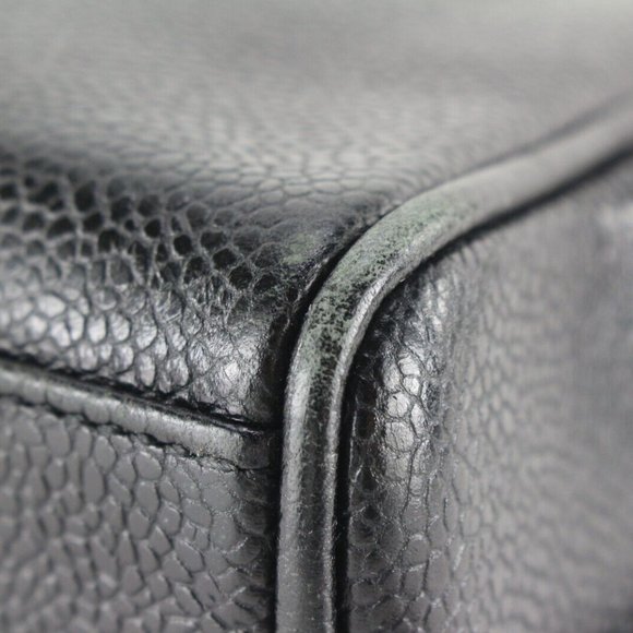 Chanel Black Caviar Dopp Toiletry Case Vanity Pouch 3CJ0113 - Picture 9 of 11